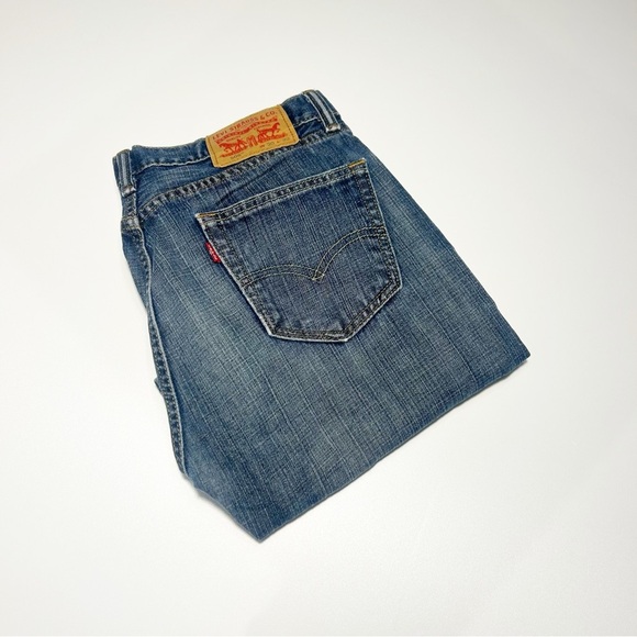 Levi's 505 Straight Leg Mid Rise Medium Wash Jeans 30W 32L - Picture 6 of 16